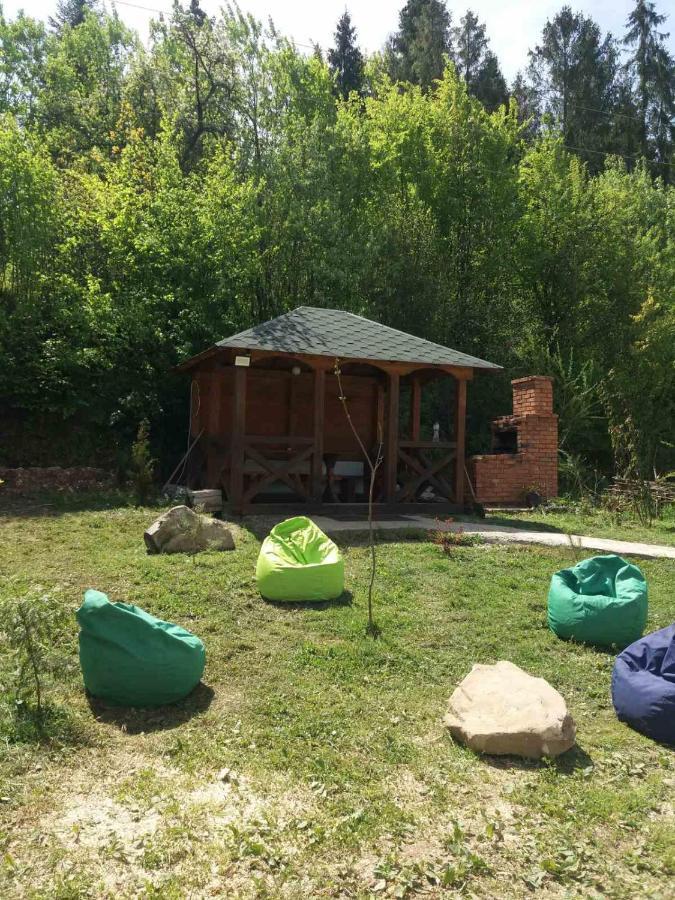 Villa Na Uzlissi Myhove Eksteriør billede